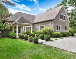 Pre-foreclosure Listing in E GATE RD WAINSCOTT, NY 11975