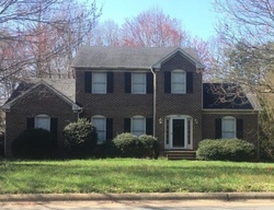 Pre-foreclosure Listing in FRIENDLY ACRES DR GREENSBORO, NC 27410
