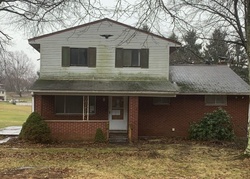 Pre-foreclosure in  FORD CITY RD Freeport, PA 16229