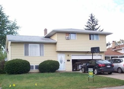 Pre-foreclosure in  JANICE DR Maple Heights, OH 44137