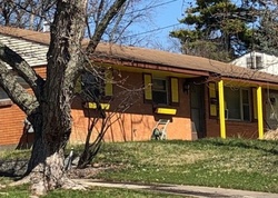 Pre-foreclosure in  LEDRO ST Cincinnati, OH 45246
