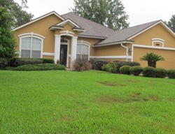 Pre-foreclosure in  SAILMAKER LN Orange Park, FL 32003