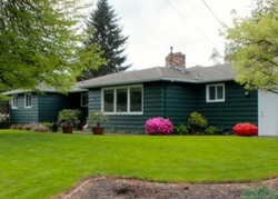 Pre-foreclosure Listing in BANTON AVE EUGENE, OR 97404