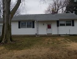 Pre-foreclosure Listing in E SILVER LEAF ST CHILLICOTHE, IL 61523