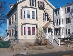 Pre-foreclosure Listing in FOUNTAIN ST PAWTUCKET, RI 02860