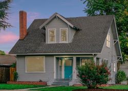 Pre-foreclosure in  MILL ST Turlock, CA 95380