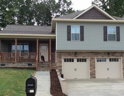 Pre-foreclosure Listing in SHORT LEAF LN SODDY DAISY, TN 37379