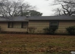 Pre-foreclosure in  DOGWOOD DR Chattanooga, TN 37406