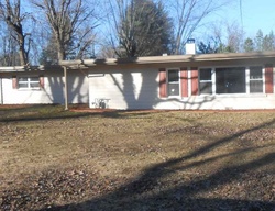 Pre-foreclosure in  E SUNRISE DR Evansville, IN 47710