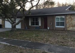 Pre-foreclosure in  GLENHURST LN New Port Richey, FL 34653