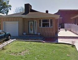 Pre-foreclosure in  SUNLIGHT HL Yonkers, NY 10704