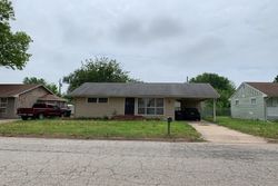 Pre-foreclosure in  RANDOM RD Arkansas City, KS 67005