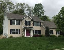 Pre-foreclosure in  PLEASANT DR Pen Argyl, PA 18072