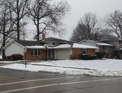 Pre-foreclosure Listing in BRENDAN LN NORTH OLMSTED, OH 44070