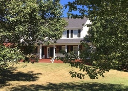 Pre-foreclosure in  WATERMAN DR Fredericksburg, VA 22407