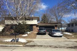 Pre-foreclosure in  W GRUENWALD AVE Oshkosh, WI 54901
