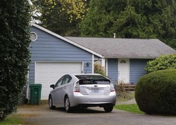 Pre-foreclosure in  126TH AVE NE Kirkland, WA 98033