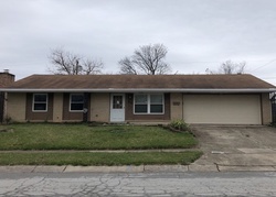 Pre-foreclosure in  APPLEHILL DR Dayton, OH 45449