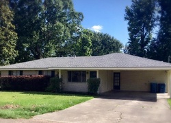 Pre-foreclosure in  ANTIGUA DR Lafayette, LA 70503