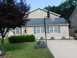 Pre-foreclosure in  LINCOLN AVE Sparrows Point, MD 21219