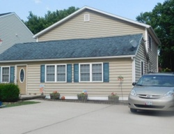 Pre-foreclosure Listing in LINCOLN AVE SPARROWS POINT, MD 21219