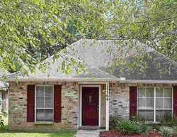 Pre-foreclosure in  BARRETT LN Baton Rouge, LA 70817