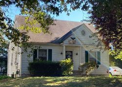 Pre-foreclosure in  JEFFERSON AVE Louisville, KY 40242