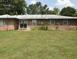 Pre-foreclosure Listing in GRACE ST TAYLORSVILLE, IN 47280