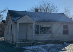 Pre-foreclosure in  CORONETTE AVE Dayton, OH 45414