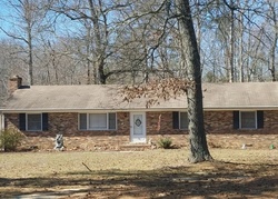 Pre-foreclosure in  WINTERPOCK RD Chesterfield, VA 23832