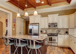 Pre-foreclosure in  COUNTRY PARK DR Youngsville, LA 70592