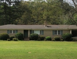 Pre-foreclosure Listing in BARTLEY RD WEST POINT, GA 31833