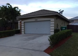 Pre-foreclosure in  SW 196TH ST Miami, FL 33177