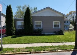 Pre-foreclosure in  W 3RD AVE Runnemede, NJ 08078
