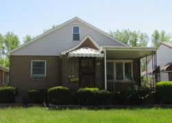 Pre-foreclosure in  KOSCIUSKO BLVD East Chicago, IN 46312