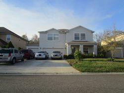 Pre-foreclosure in  CREEKMONT DR Middleburg, FL 32068