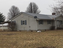 Pre-foreclosure in  FRONT ST Hume, IL 61932