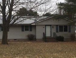 Pre-foreclosure in  FRONT ST Hume, IL 61932