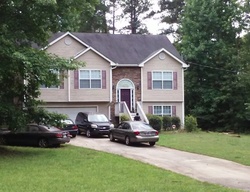 Pre-foreclosure Listing in WHISPERING PINE DR COVINGTON, GA 30016