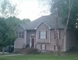 Pre-foreclosure Listing in SUMMIT POINT LN SNELLVILLE, GA 30078