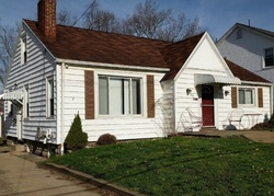 Pre-foreclosure Listing in 2ND ST NE MASSILLON, OH 44646