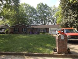 Pre-foreclosure in  ROLLING FIELDS DR Memphis, TN 38134