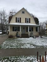  E 187th St, Cleveland OH