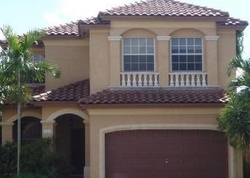 Pre-foreclosure in  SW 54TH ST Hollywood, FL 33027