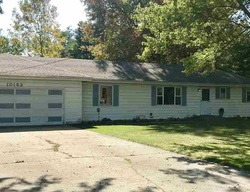 Pre-foreclosure in  LEHMAN ST Osceola, IN 46561