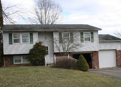 Pre-foreclosure in  MONA DR Zanesville, OH 43701