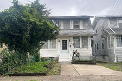 Pre-foreclosure in  LINDEN AVE Oaklyn, NJ 08107