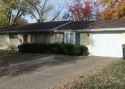  Parklane Dr, East Saint Louis IL