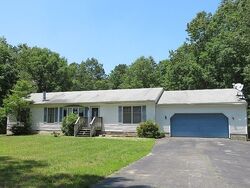 Pre-foreclosure in  11TH AVE Dorothy, NJ 08317