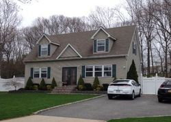  Sharon Dr, Coram NY
